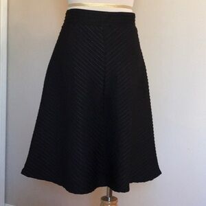 Joe B.‎ Women's Small Black Textured A-line Skirt Knee Length Feminine